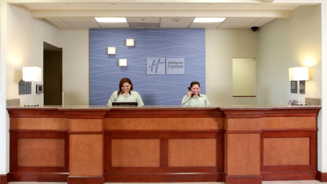 Holiday Inn Express & Suites Monterrey Aeropuerto By Ihg Apodaca Ngoại thất bức ảnh