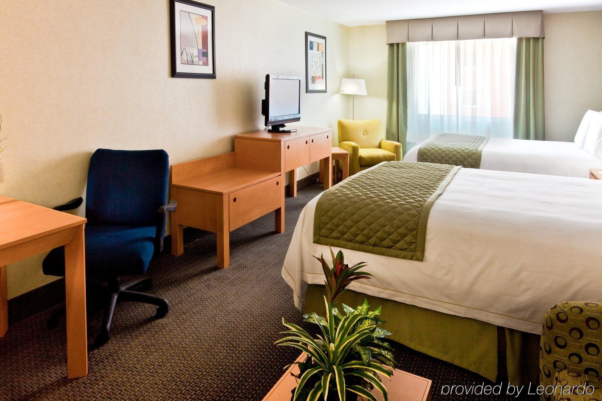 Holiday Inn Express & Suites Monterrey Aeropuerto By Ihg Apodaca Phòng bức ảnh