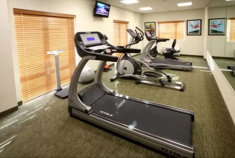 Holiday Inn Express & Suites Monterrey Aeropuerto By Ihg Apodaca Ngoại thất bức ảnh